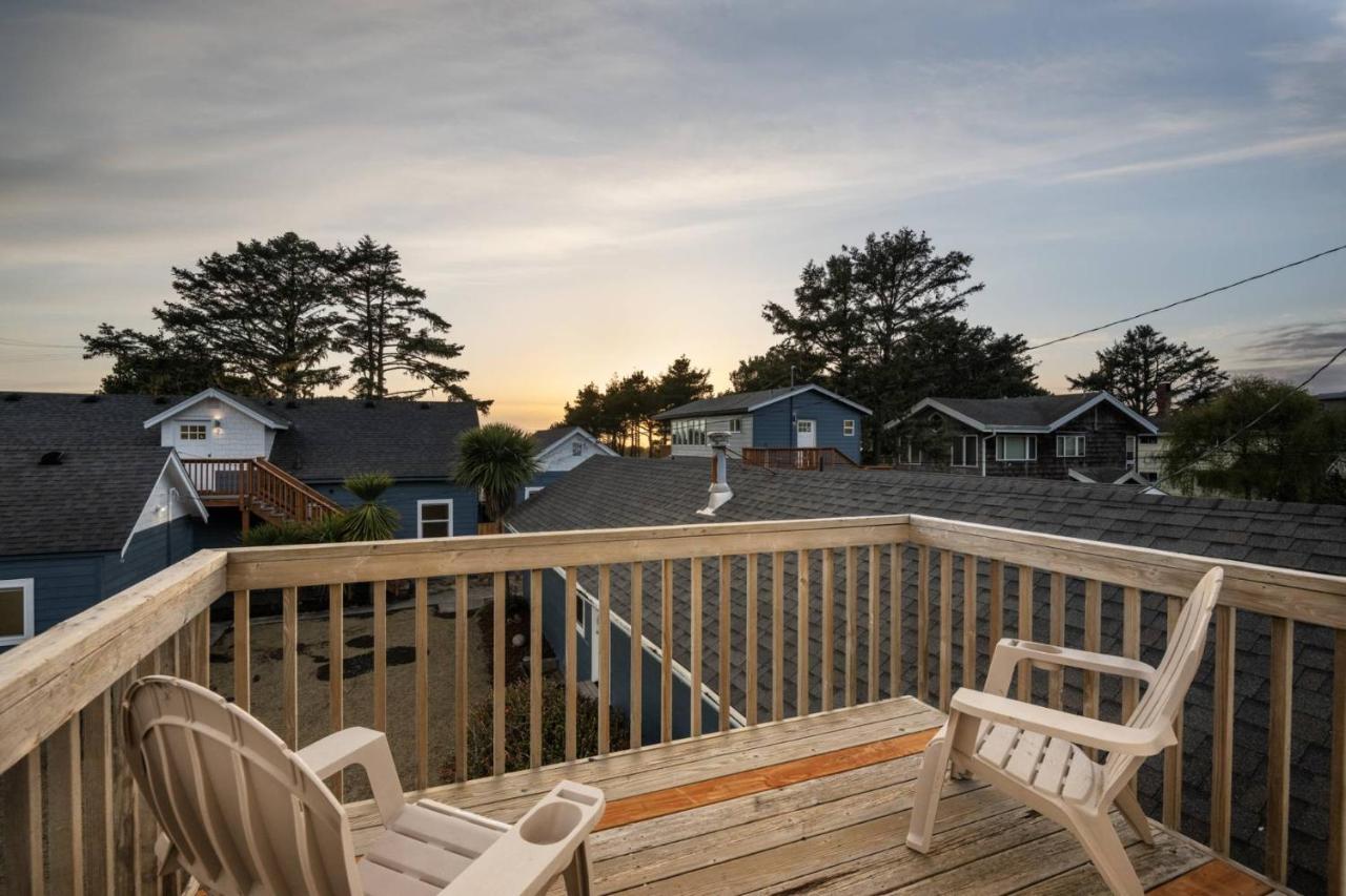 Ocean Rogue Inn Unit 12 Рокуэй-Бич Экстерьер фото